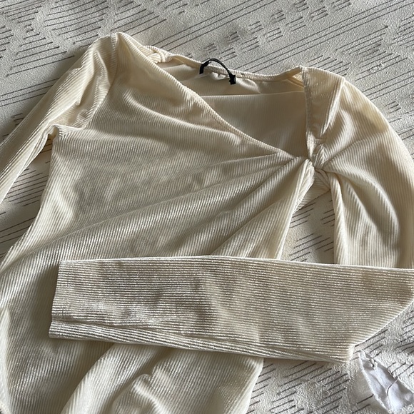 Velvet long sleeve body suit - Picture 2 of 3